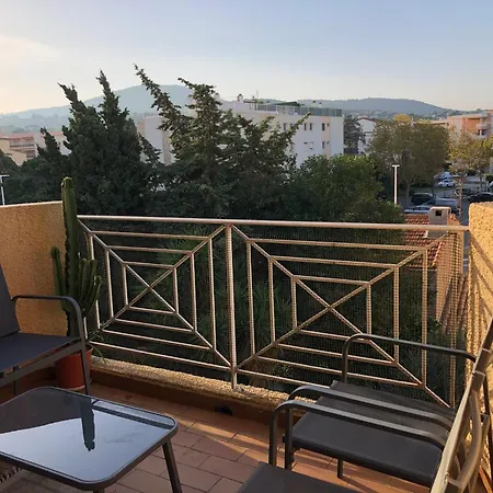 Duplex 6 Pers 200m Centre Appartement Sainte-Maxime